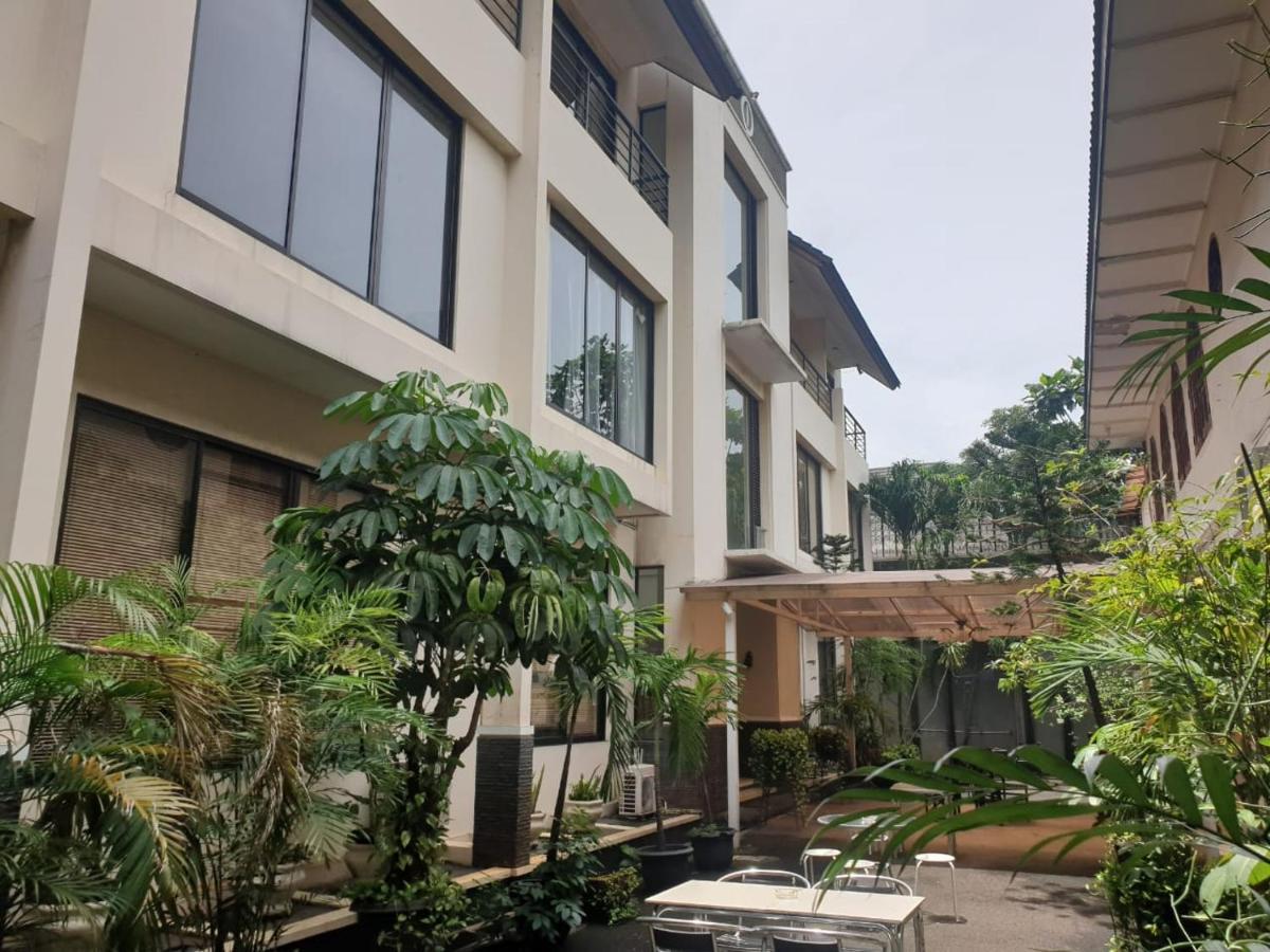 Arimbi Pejaten Suites Jakarta Kültér fotó