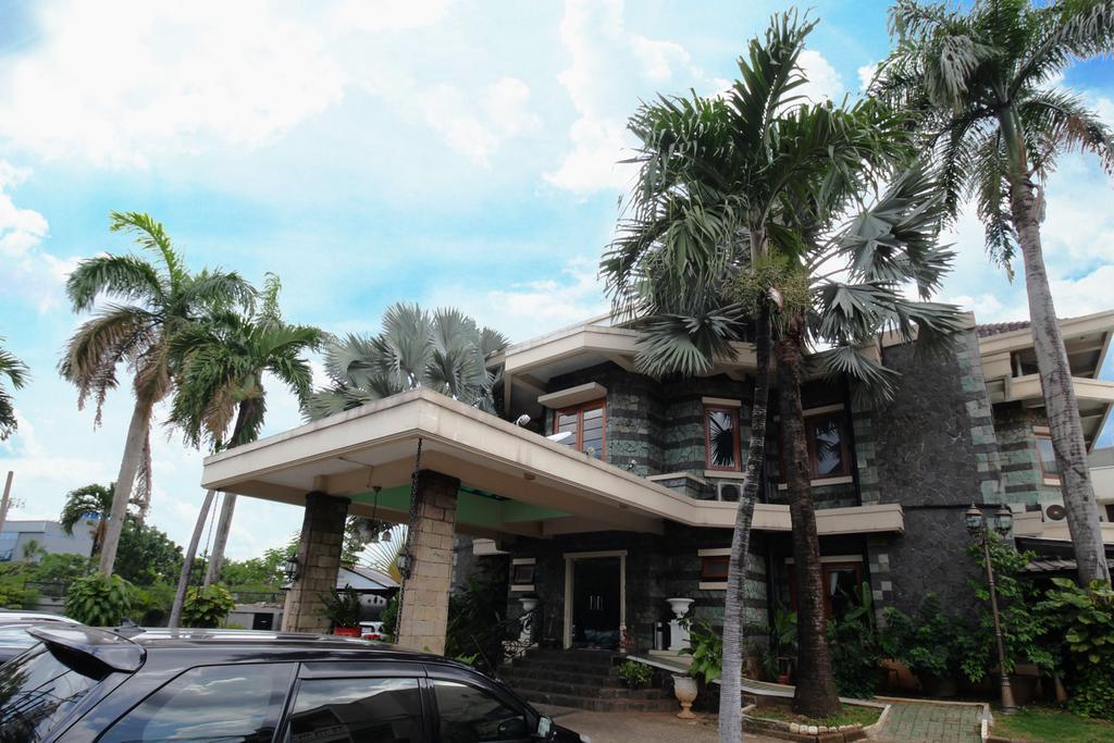 Arimbi Pejaten Suites Jakarta Kültér fotó