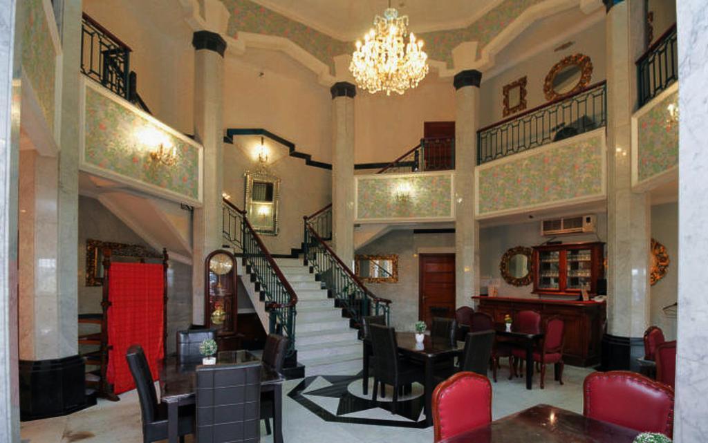 Arimbi Pejaten Suites Jakarta Kültér fotó