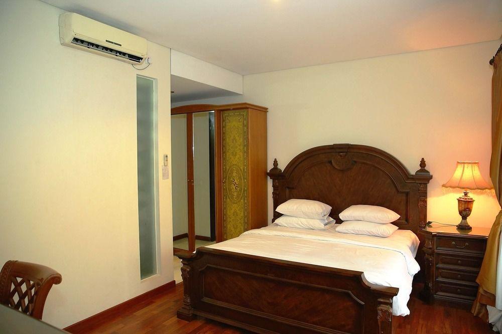 Arimbi Pejaten Suites Jakarta Kültér fotó