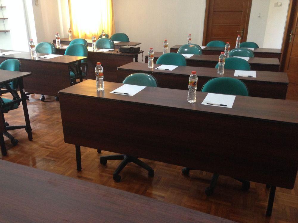 Arimbi Pejaten Suites Jakarta Kültér fotó
