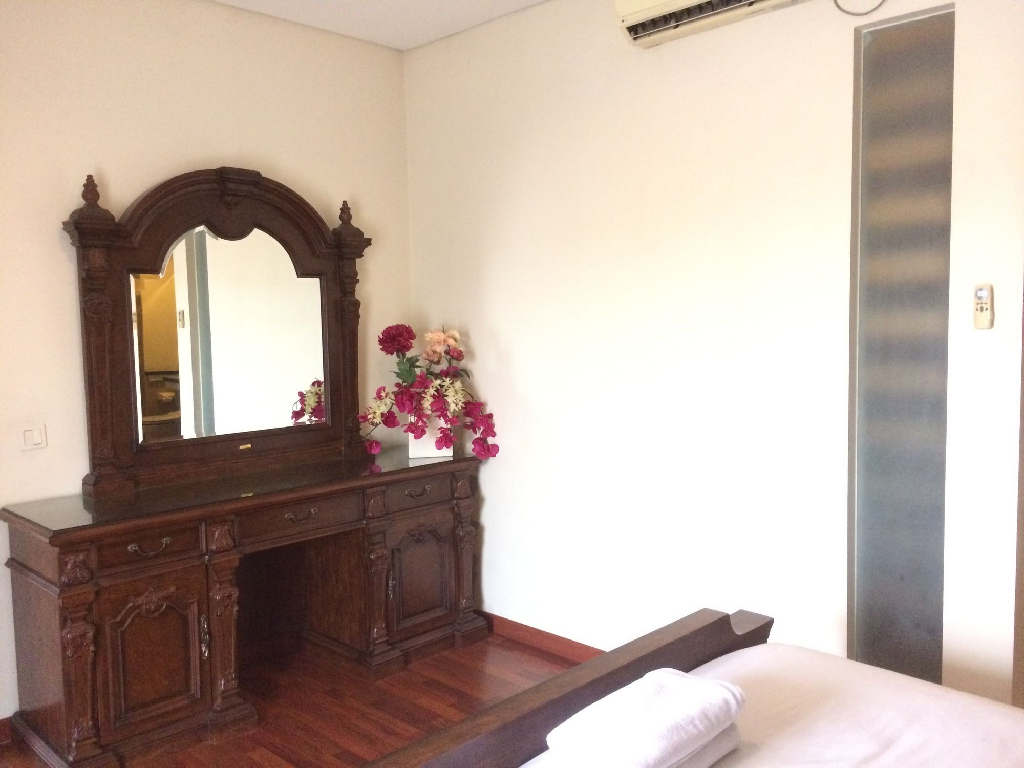 Arimbi Pejaten Suites Jakarta Kültér fotó
